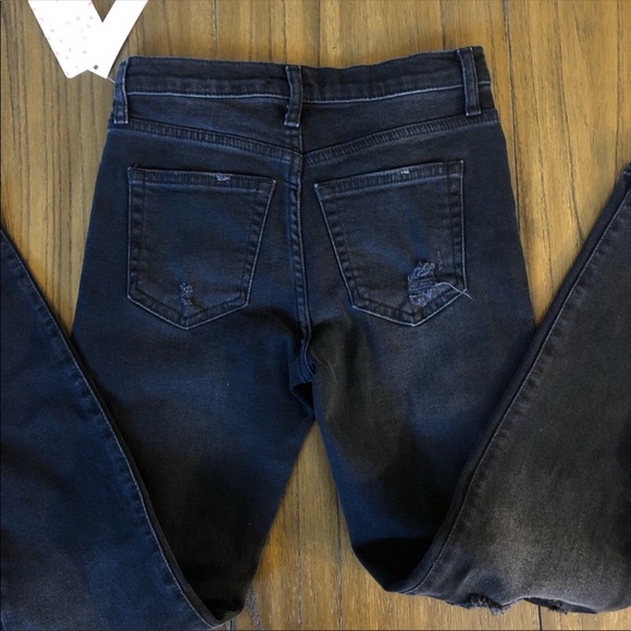 We The Free black distressed skinny jeans - Picture 7 of 8